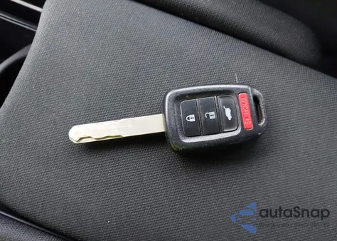 2019 Honda Civic Sport z USA, uszkodzony, nr VIN SHHFK7H40KU422311